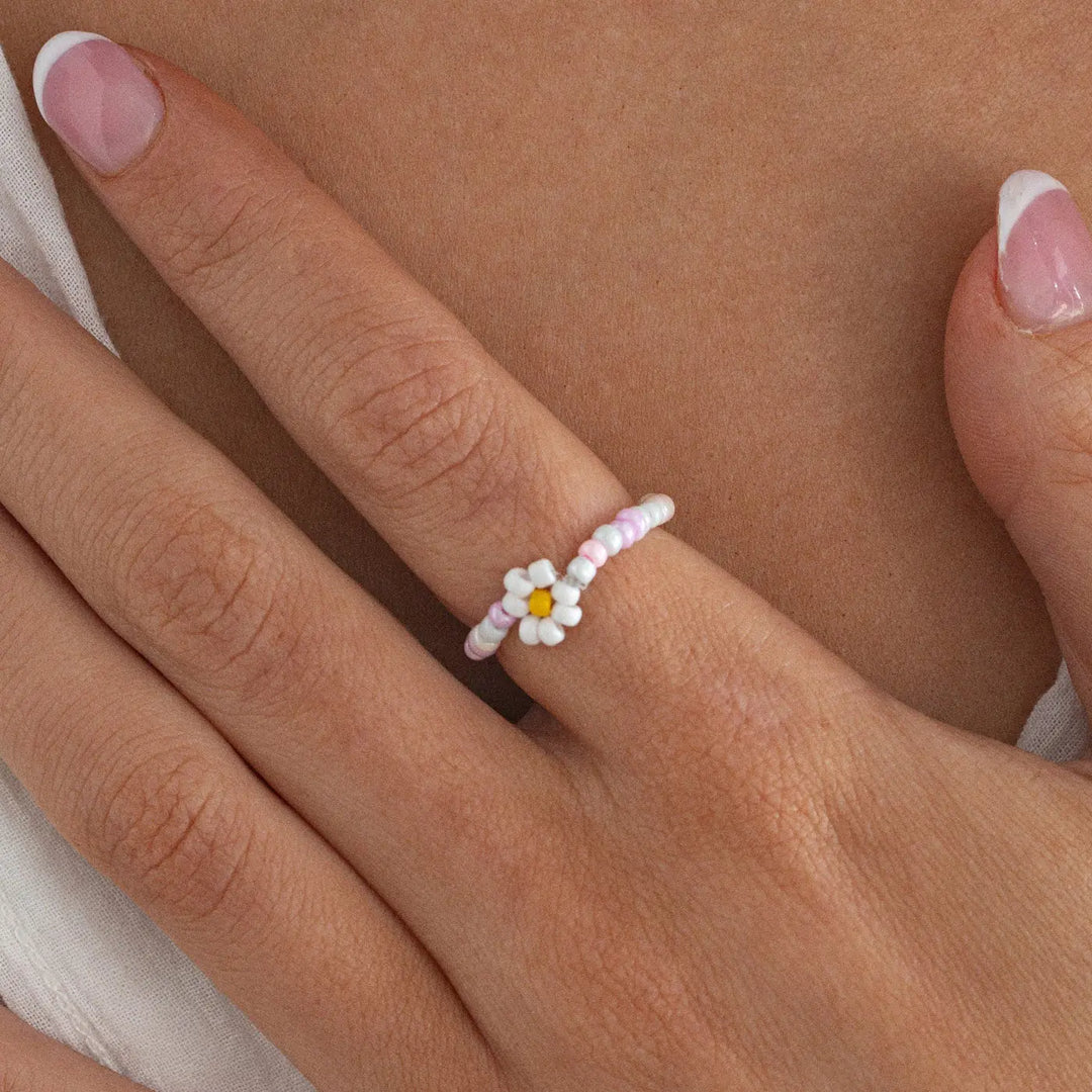 Lisa - Flower Bead Ring