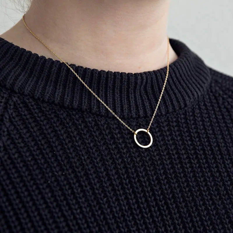 Balance Circle Necklace Gold